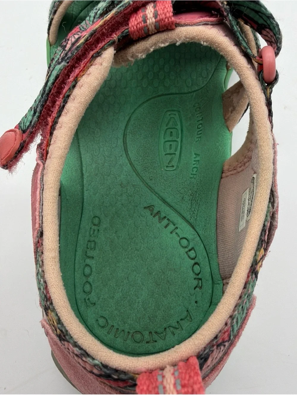 Keen Seacamp II CNX Youth Size 5 Water Hiking Sandals Washable Pink Butterfly